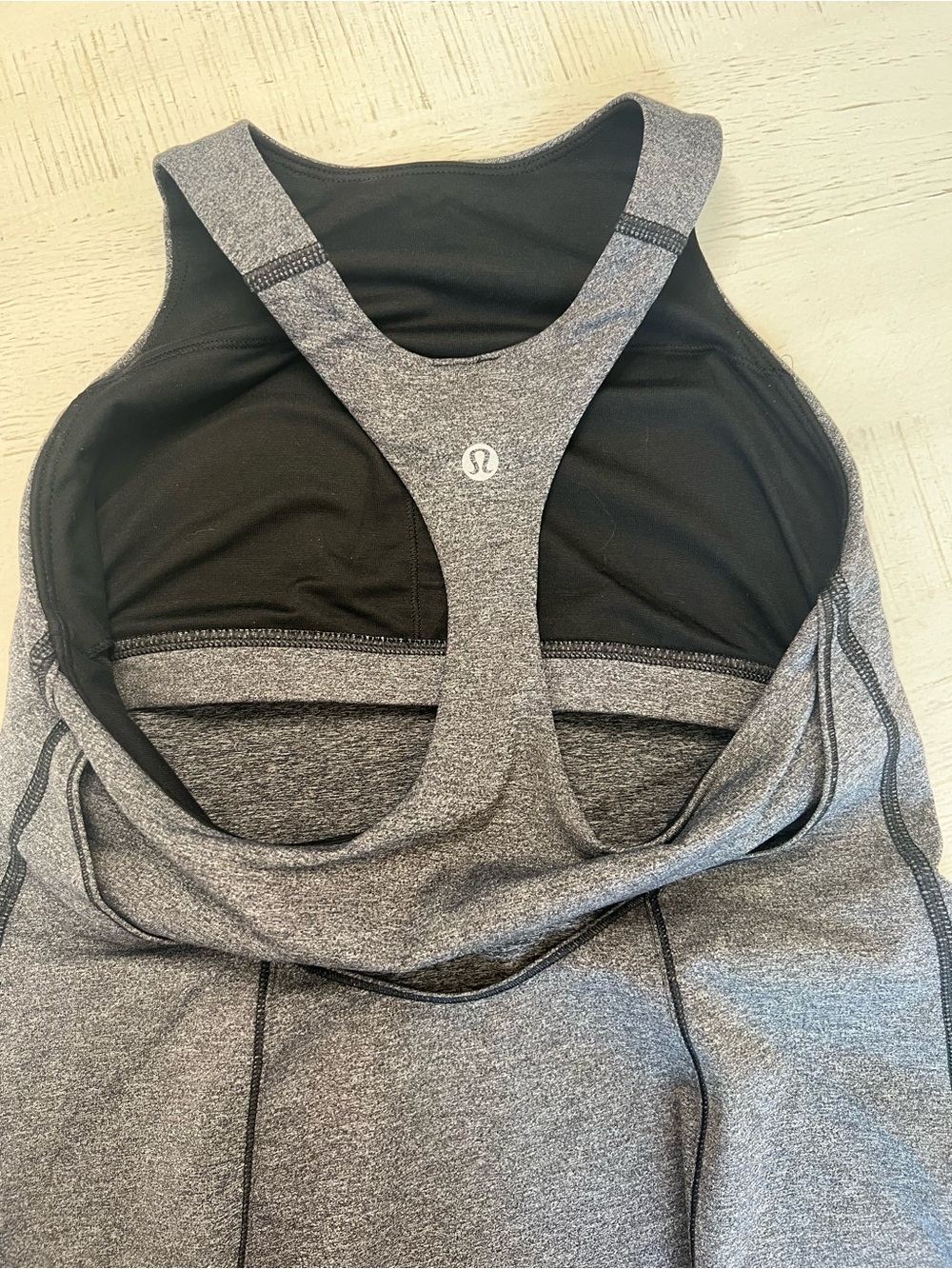 Like New Lululemon Gray Racerback Open Back Built-In Bra Tank Top Size 6 - Picture 3 of 5